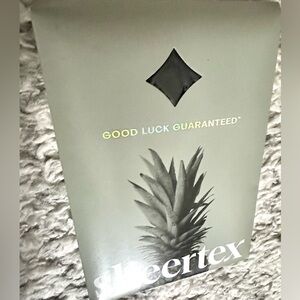 ‼️RARE‼️🎸SHEERTEX🎸🔥NWT🔥High Rise Tummy Smoothing Sheer Tights in Black—S